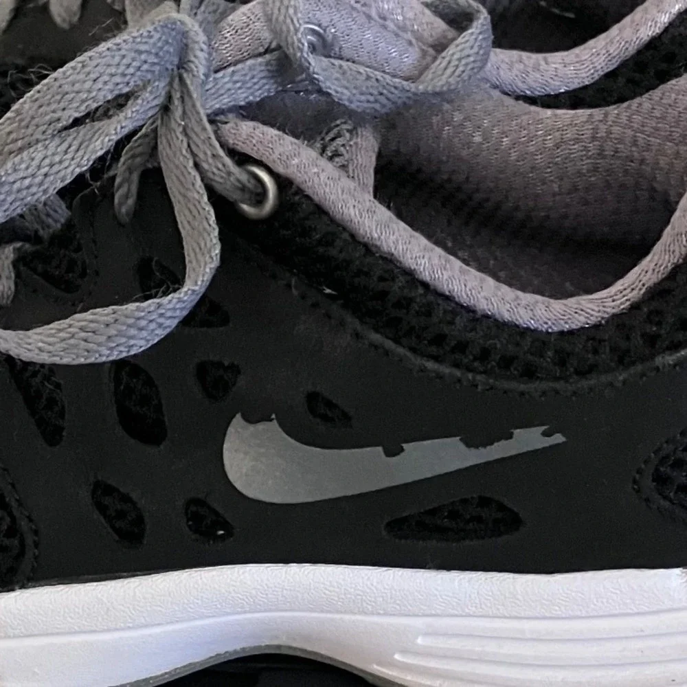 Nike Fusion Lite Kids Running Shoes Black Grey 599292-001 Size 13C